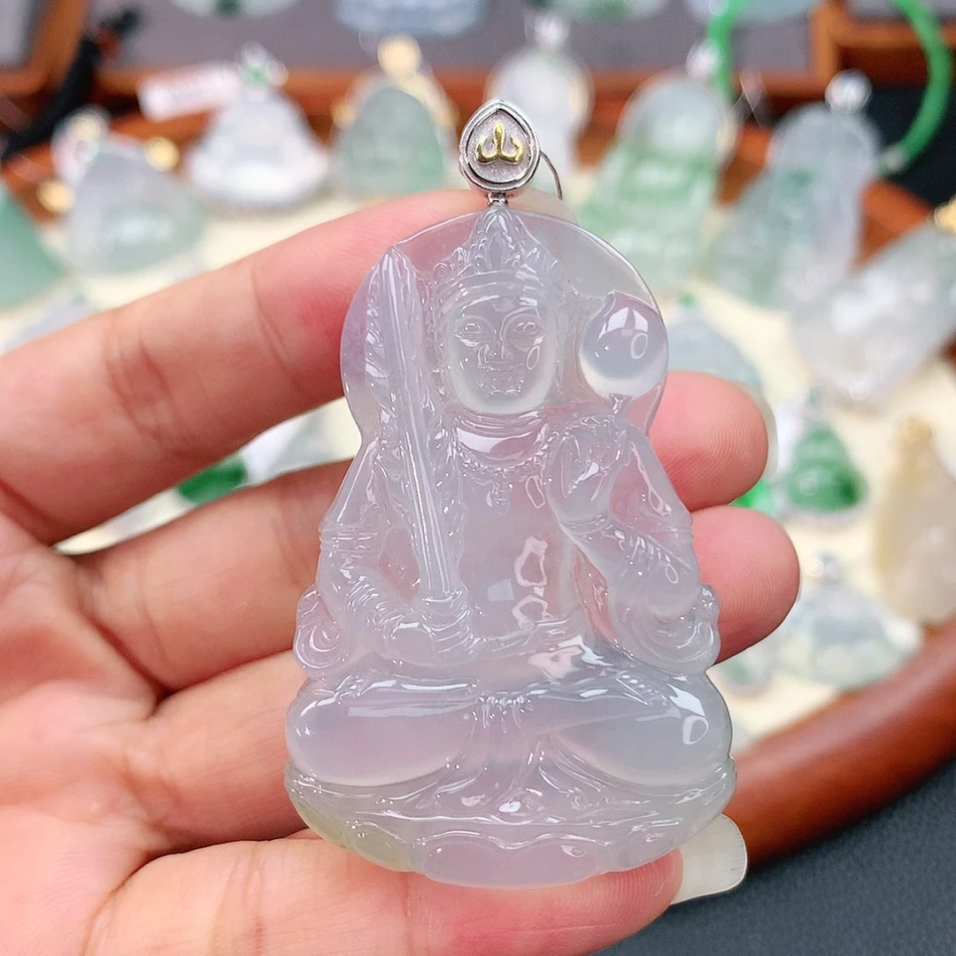 颈饰18K金镶嵌翡翠虚空藏