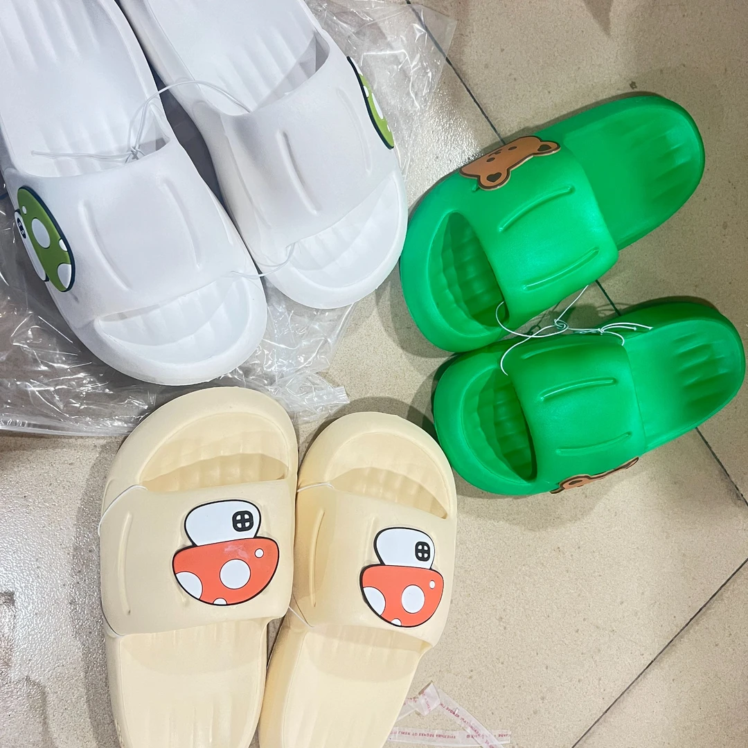 轻弹时尚EVA断码断色高品男女拖鞋