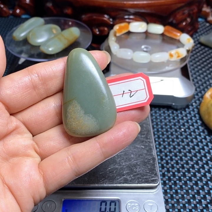 未镶嵌和田玉把件六**忙12