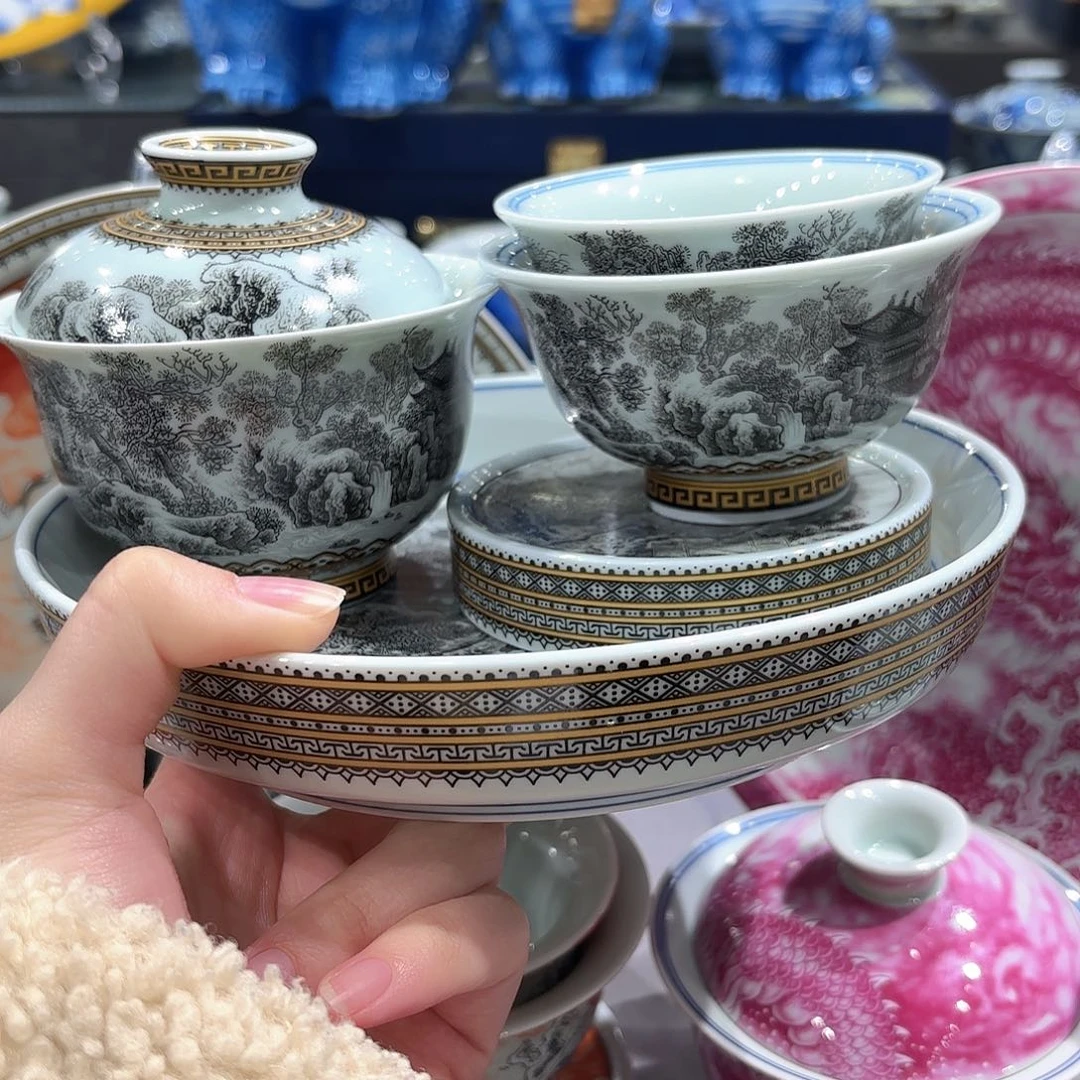 瓷片景德镇瓷器精品陈列