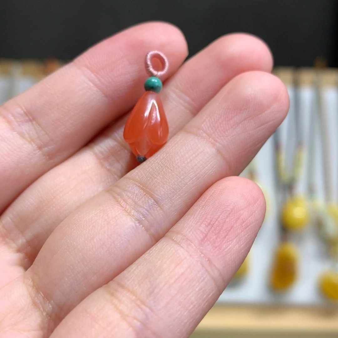 未镶嵌特价南红玛瑙特价微瑕