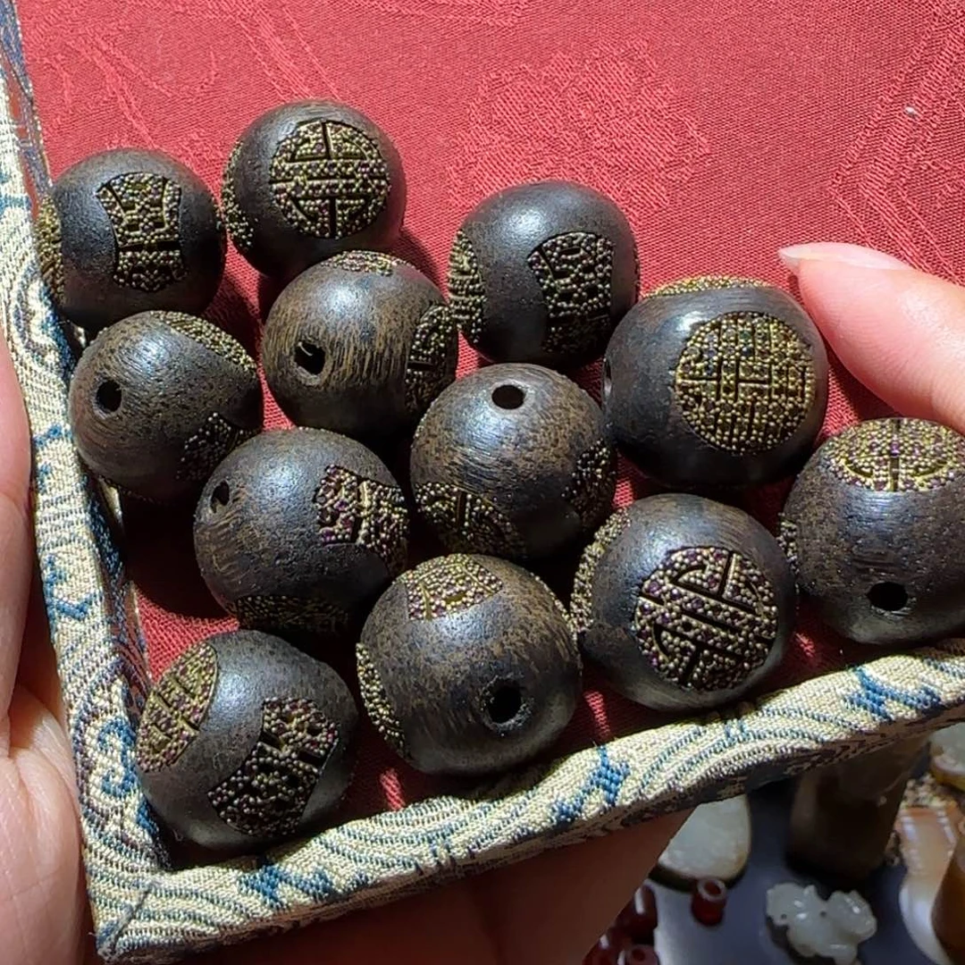 ****！和田玉未镶嵌挂件