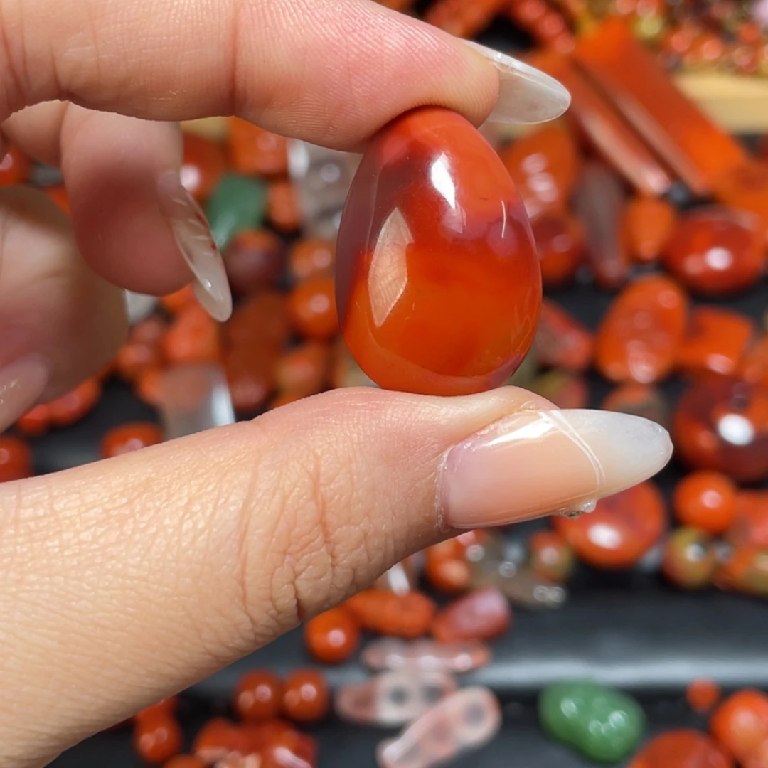 南红玛瑙未镶嵌颈饰78