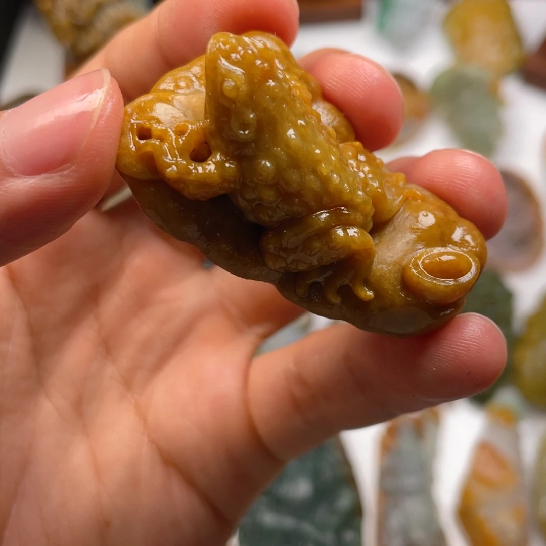 定制翡翠未镶嵌翡翠