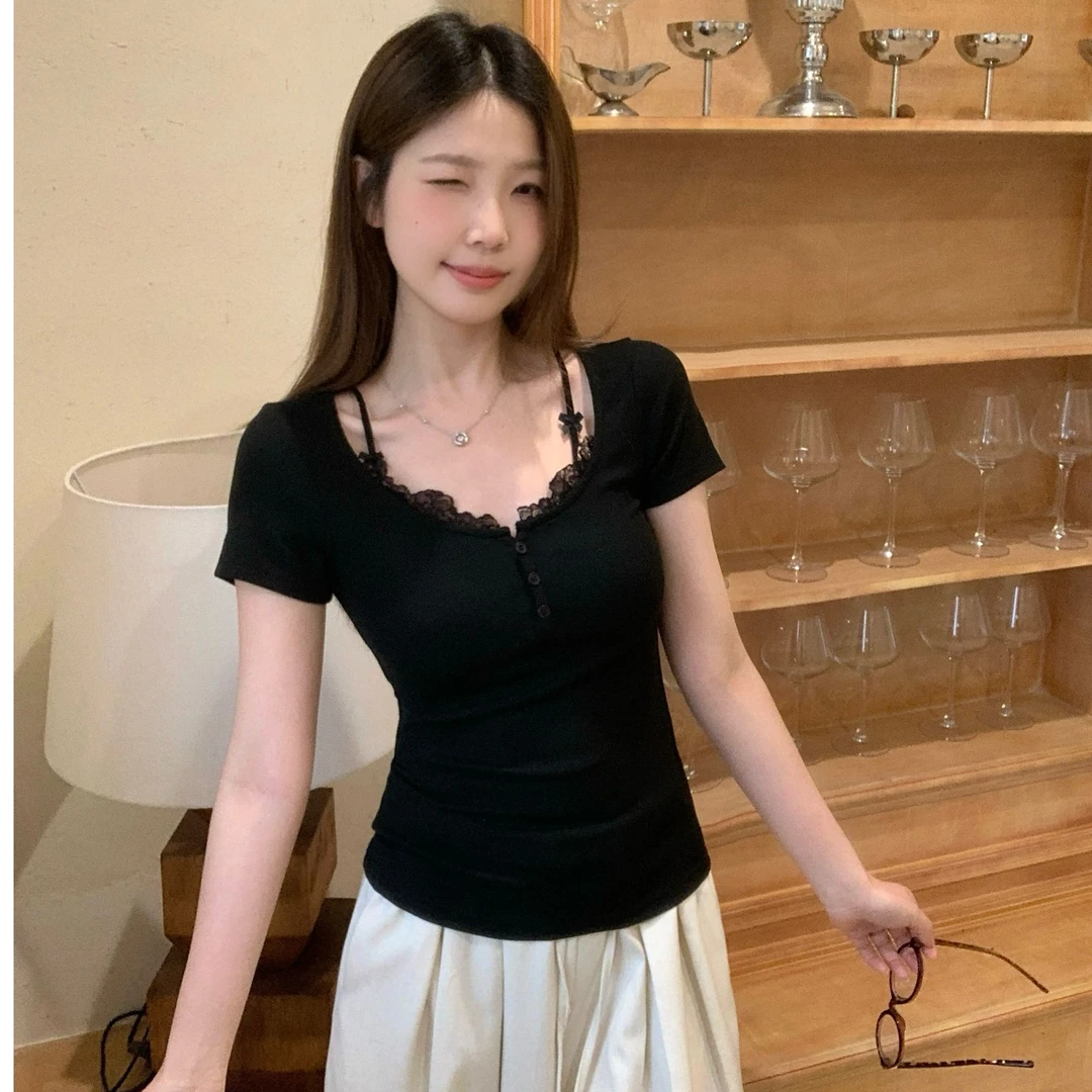 大码胖mm纯欲风U领纽扣蕾丝拼接黑色短袖T恤女夏季修身显瘦上衣