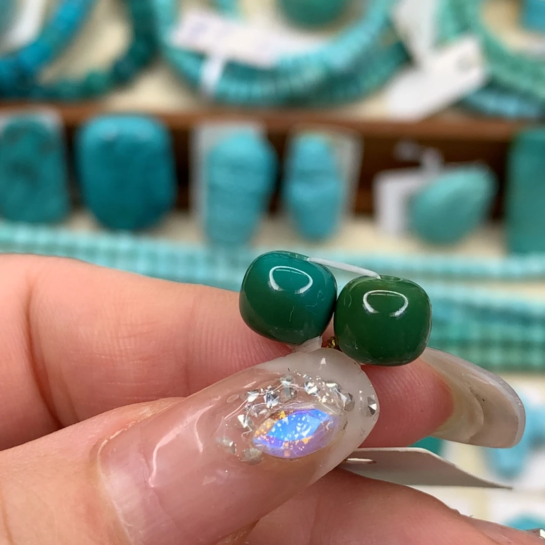 绿松石未镶嵌挂件