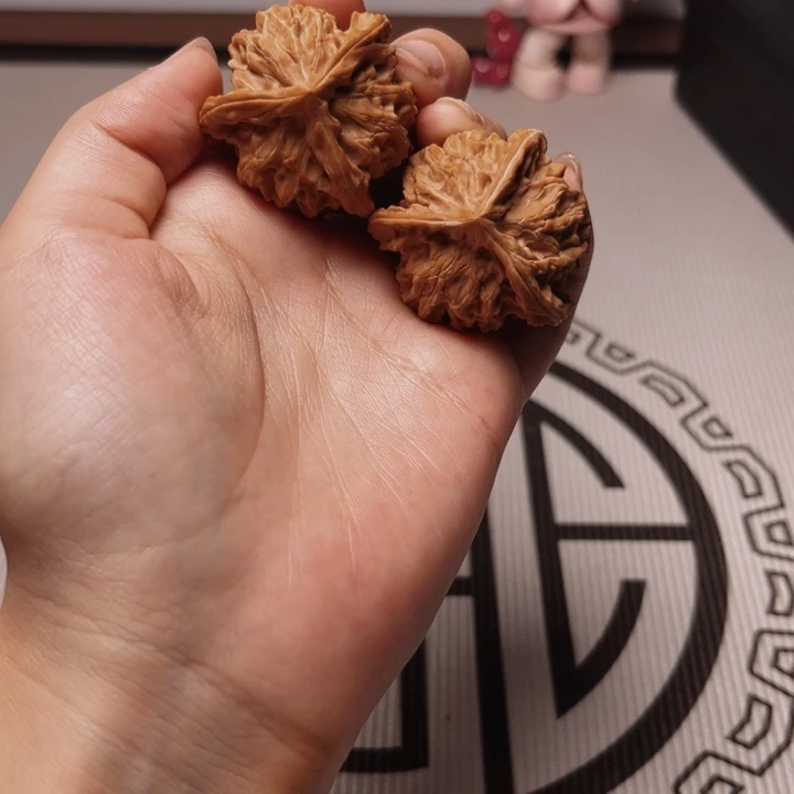 桃核吊坠盘山三棱