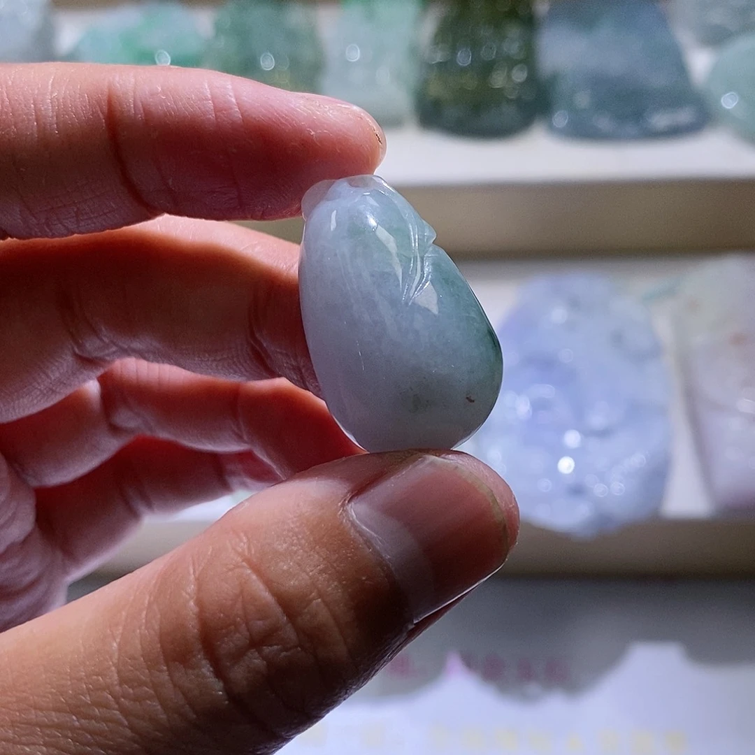 【闪购商品】翡翠颈饰未镶嵌福瓜