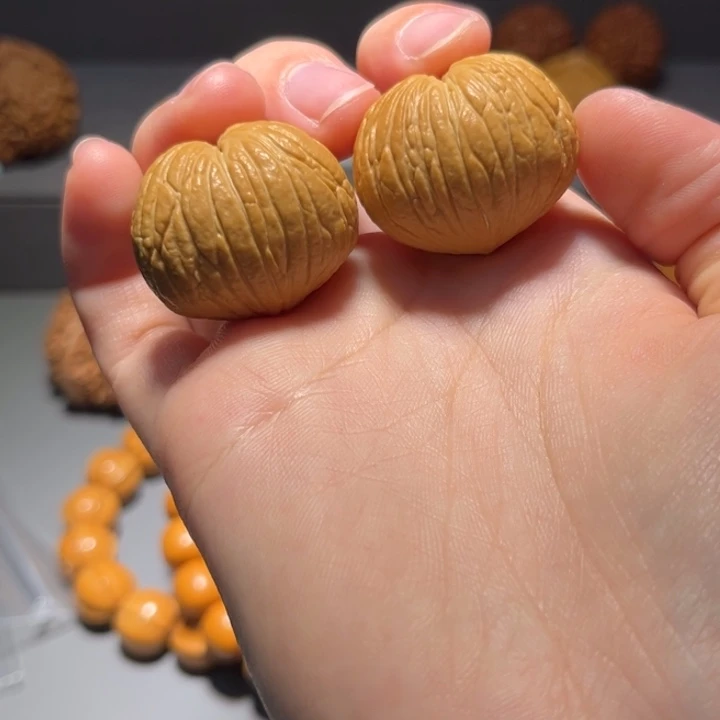 把件文玩核桃大屁桃840