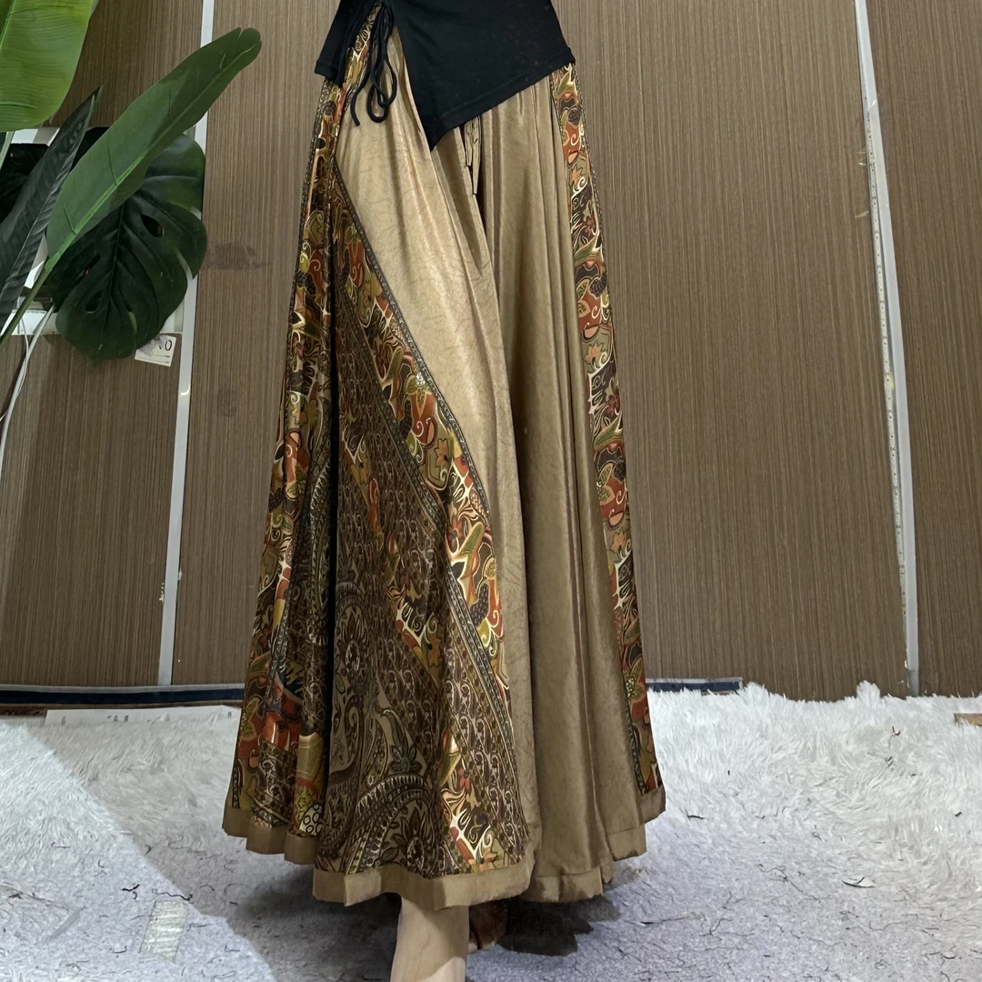 A372号咖色大摆裙