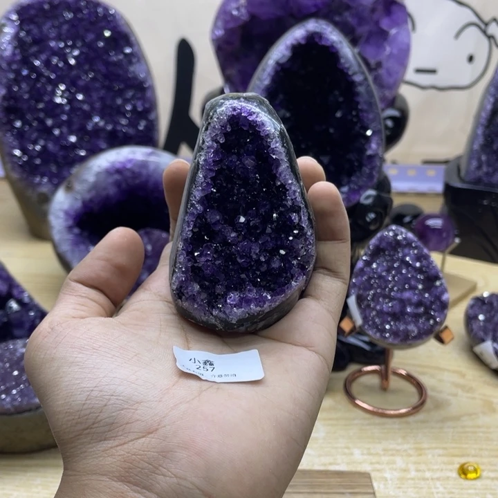 未镶嵌大型摆件（非配饰）紫晶