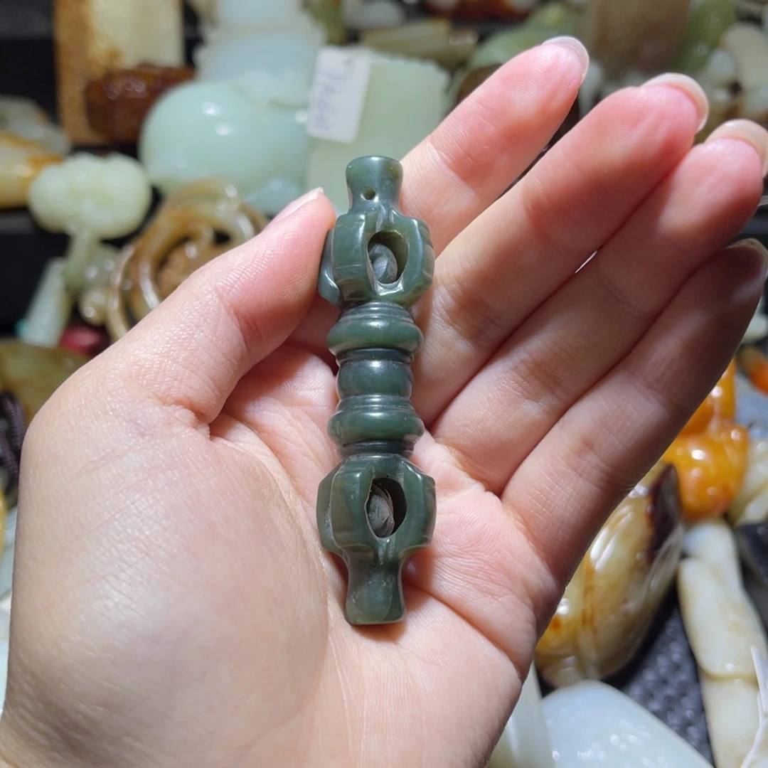 未镶嵌和田玉（糖玉）挂件