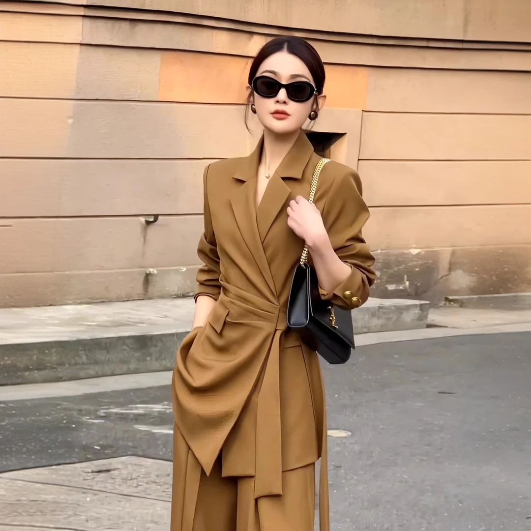 大码职业时尚西装套装女2025秋胖mm绑带收腰西服外套直筒裤两件套