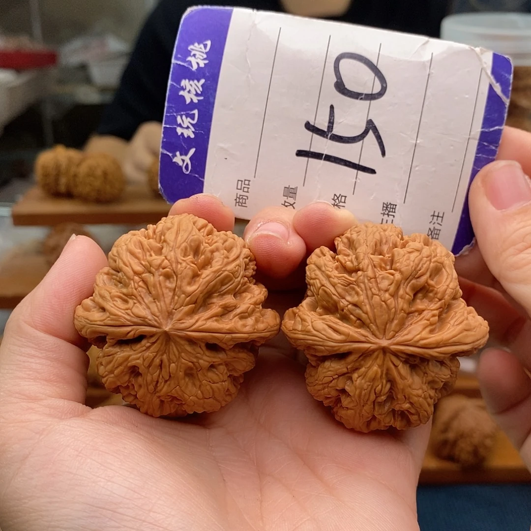 文玩核桃把件44粗筋