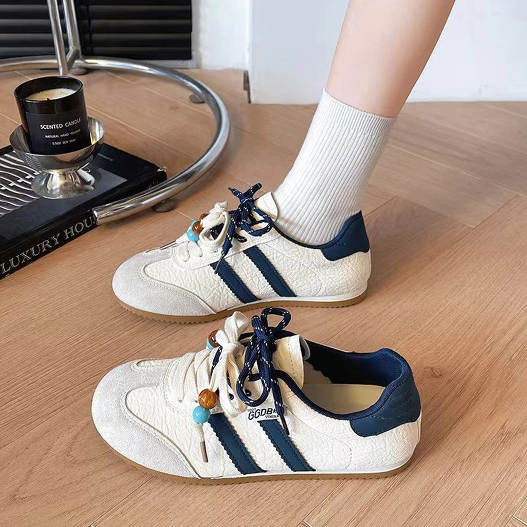 爆款阿甘鞋女款2025新款秋季平底中学生百搭圆头超火休闲德训鞋子