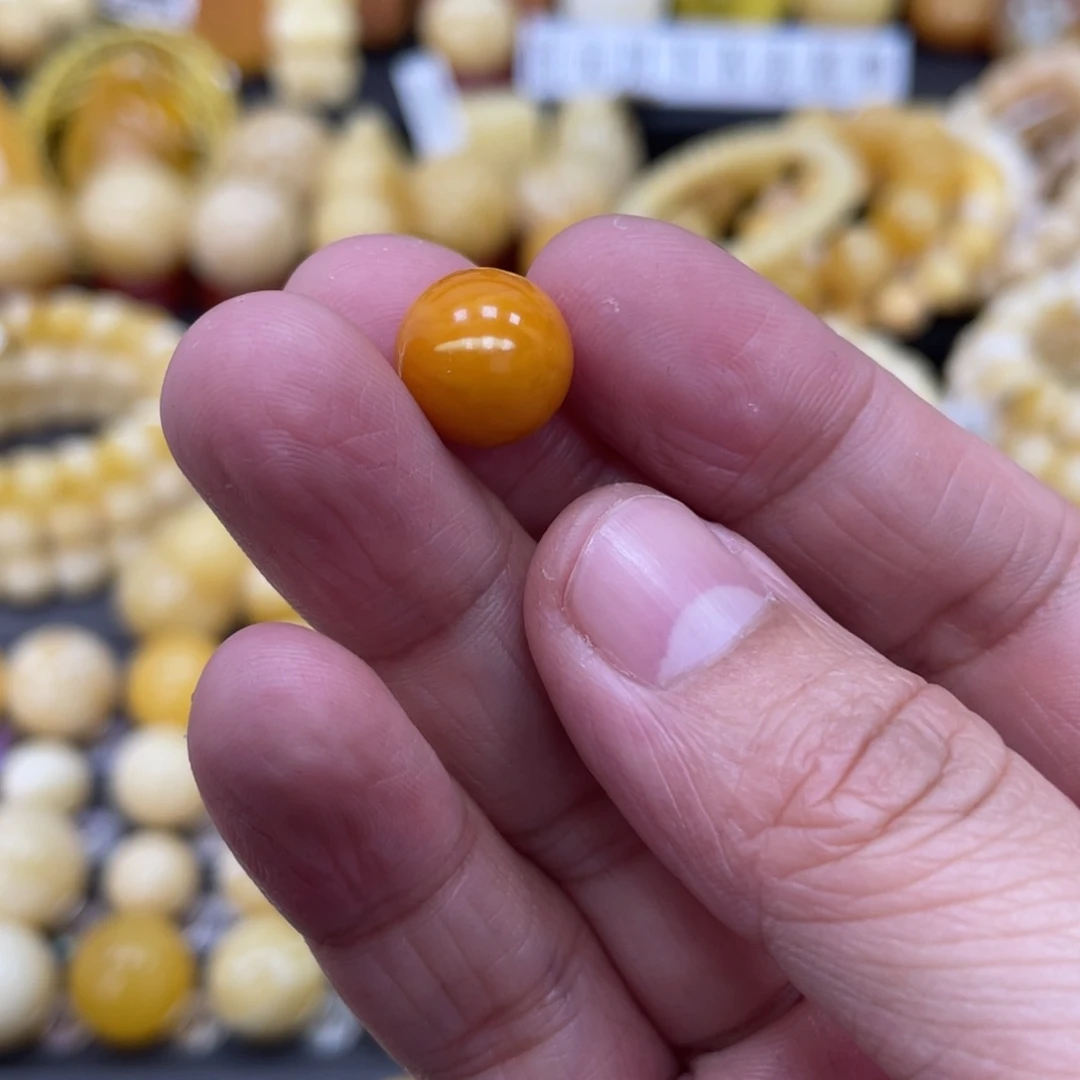 琥珀珠宝奇石未镶嵌11.4mm微瑕疵
