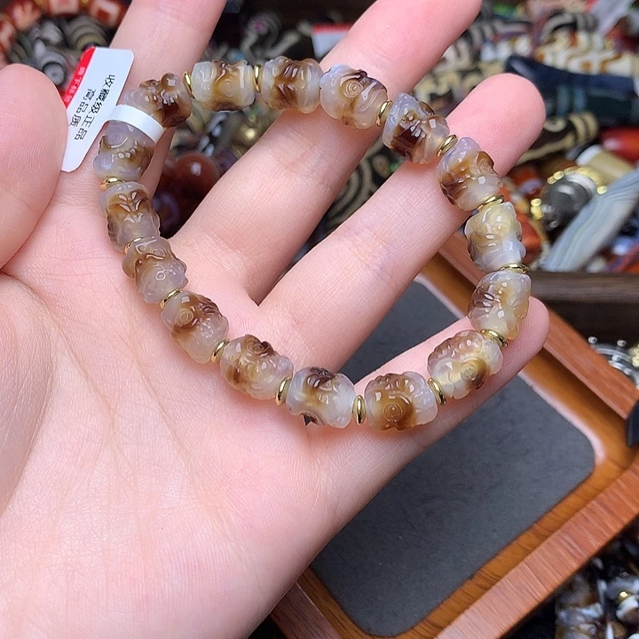 玛瑙/玉髓未镶嵌发一个