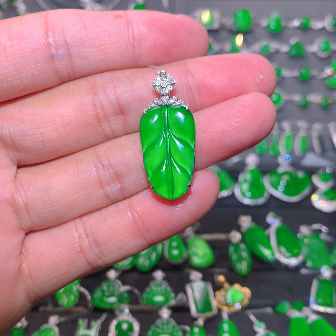 翡翠18K金镶嵌吊坠(不含链)天然翡翠