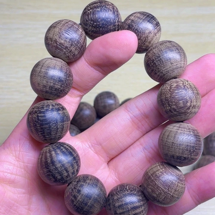 沉香碎屑沉香越南沉香