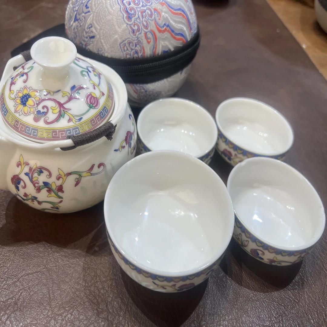 242手工青花玲珑瓷一壶四杯
