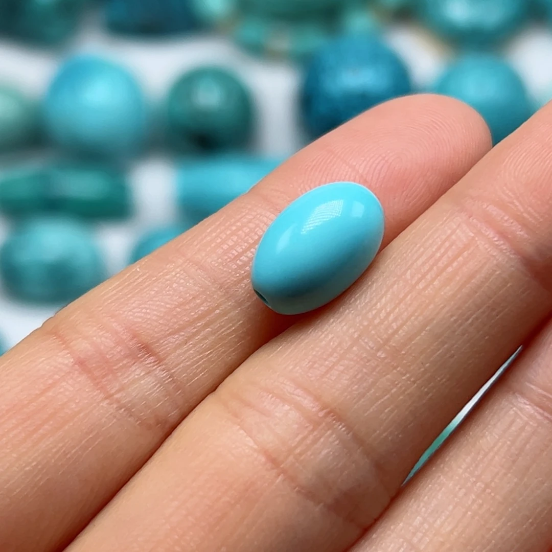 绿松石珠宝奇石未镶嵌帅***容