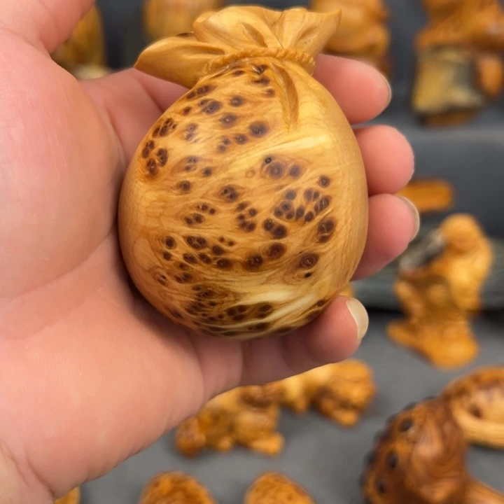 柏木（崖柏）点点关注