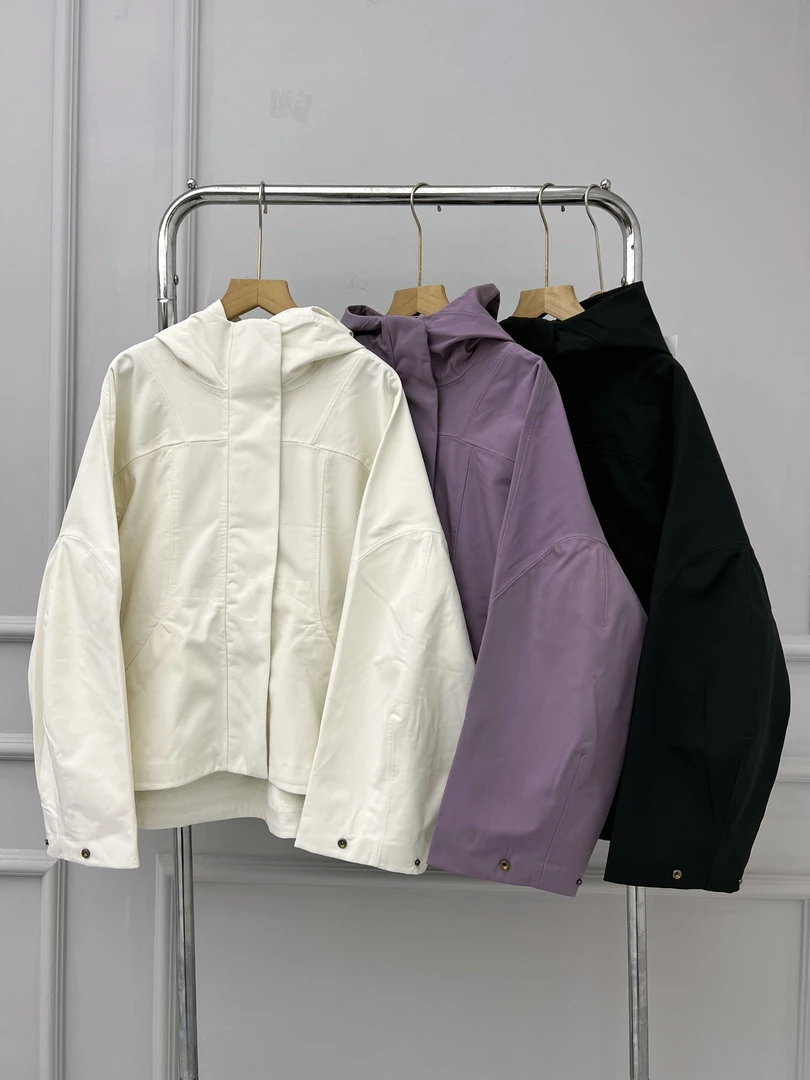 女士秋冬加绒防风软壳冲锋衣连帽防水夹克小雨衣保暖小斗篷外套