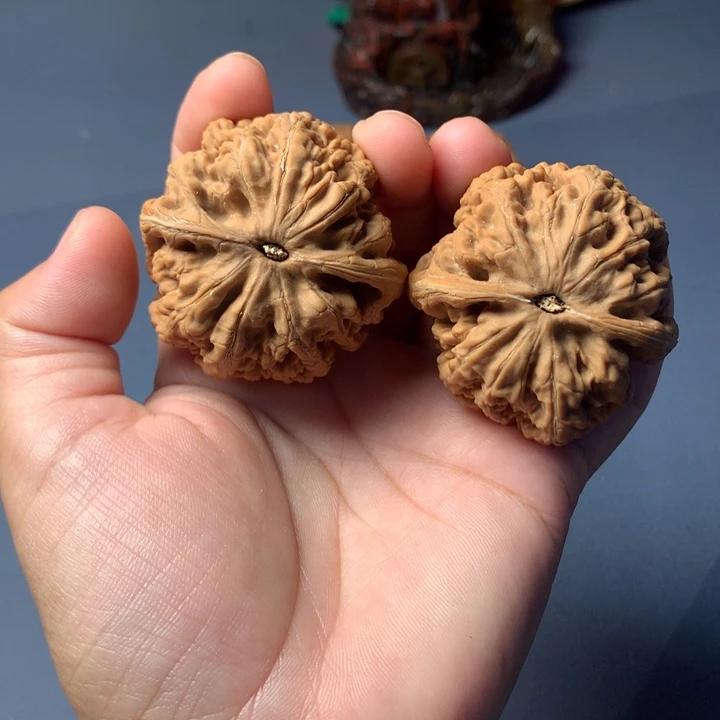 驾***练吊坠文玩核桃粗筋