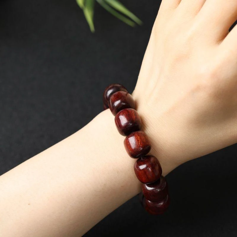 小叶紫檀手串老型珠单圈1.5  880（无礼盒）