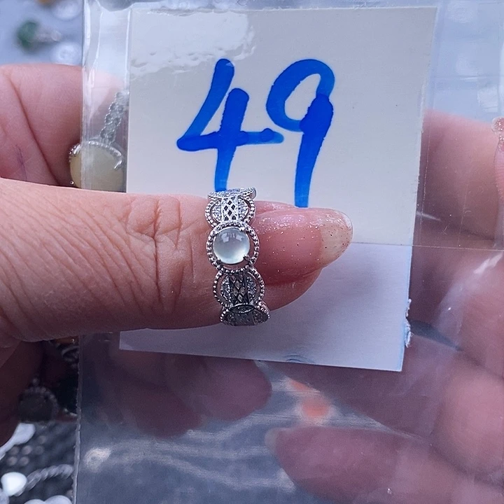 未镶嵌戒指翡翠缅甸