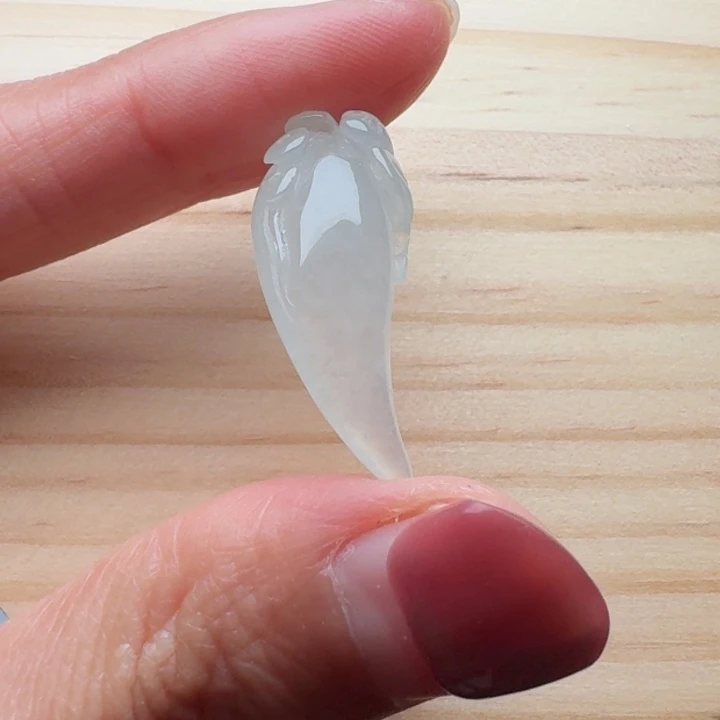 翡翠未镶嵌颈饰吊坠