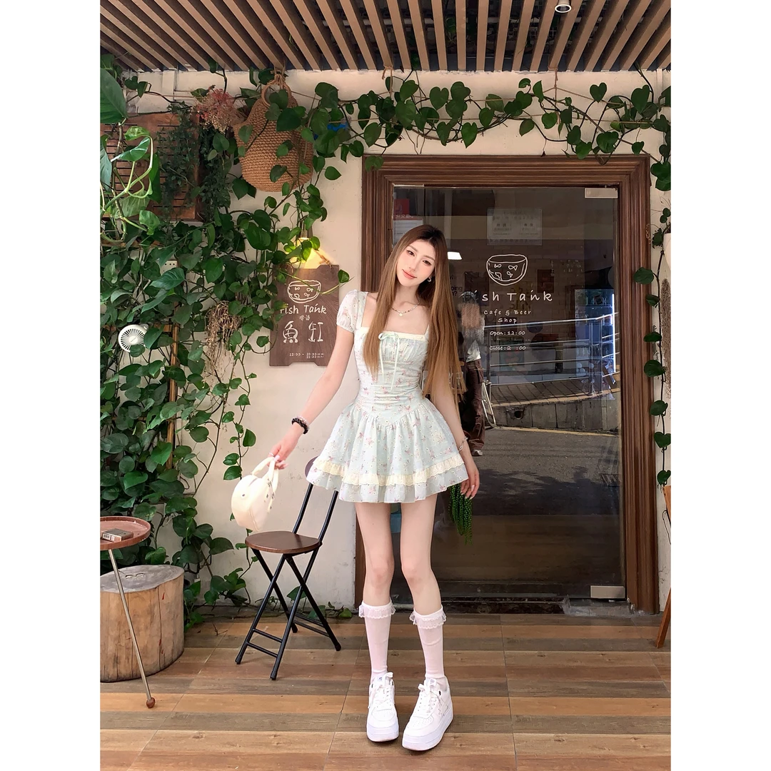 方领碎花连衣裙短袖夏季收腰短裙QL87305