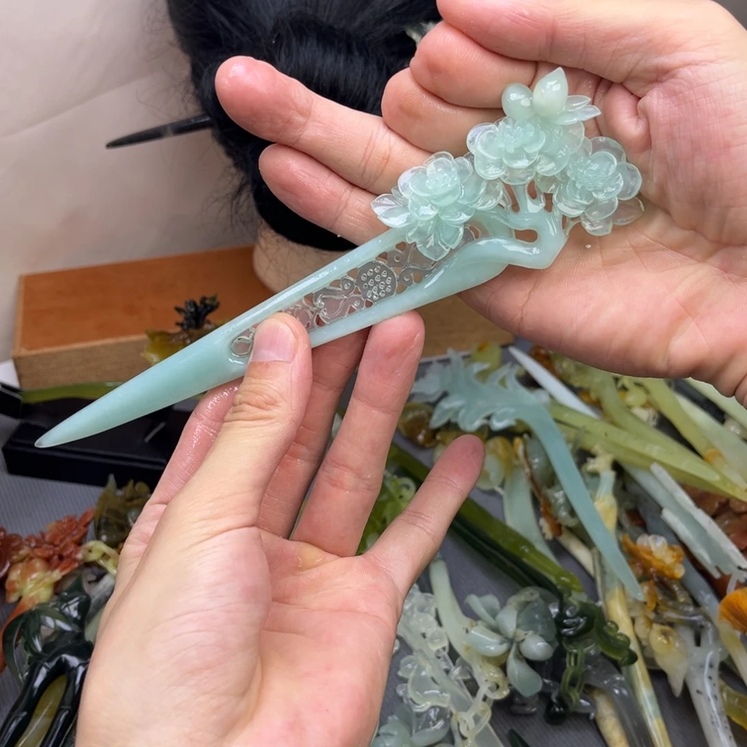 蛇纹石玉未镶嵌发饰