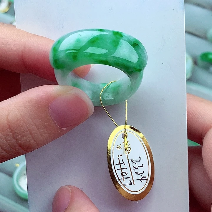 翡翠未镶嵌戒指23.24号