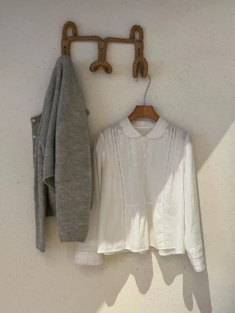 重工翻领小衫早春新款气质淑女上衣长袖娃娃领衬衫