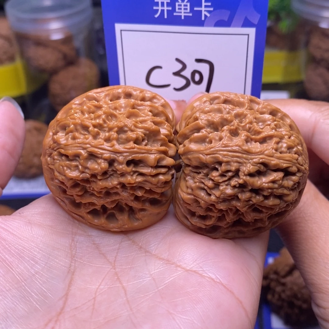心***水把件桃核43三角疆c307