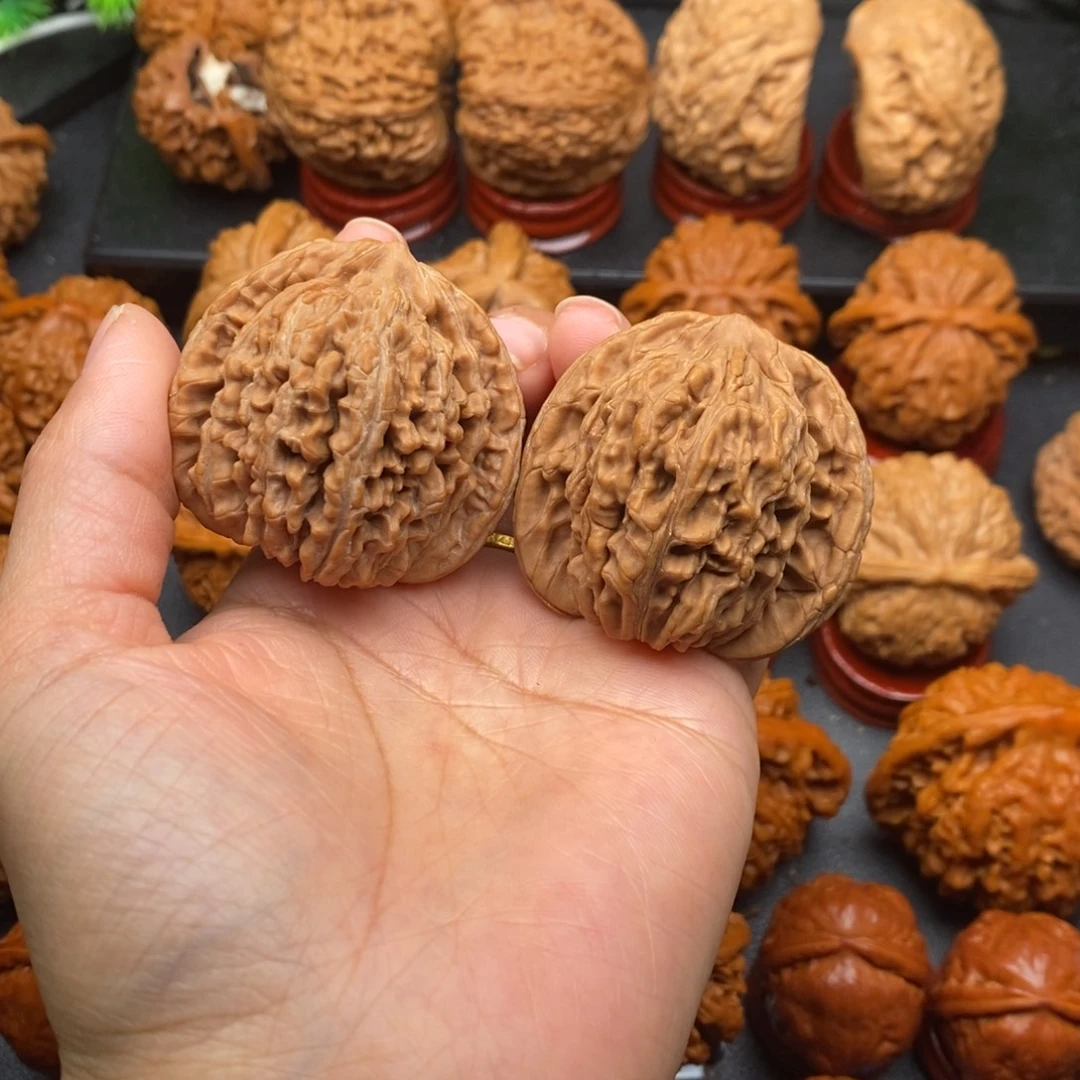 文玩核桃把件43四座楼