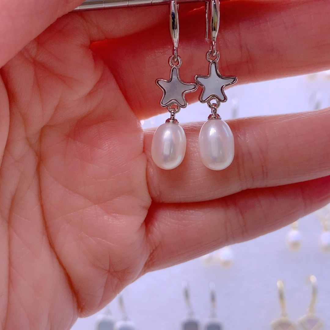 淡水珍珠合金耳饰