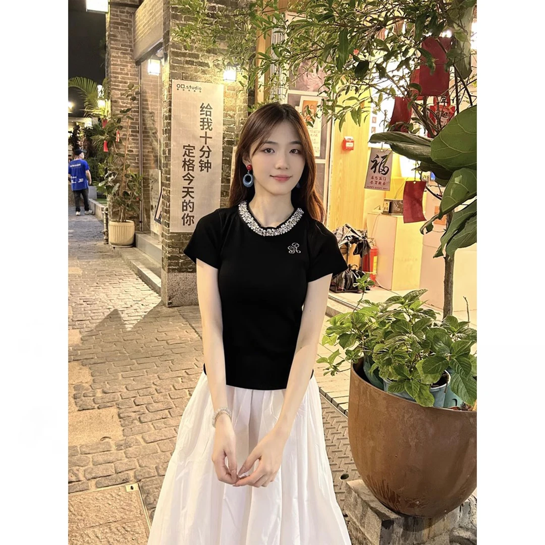 黑色镶钻针织短袖t恤女夏季新款设计感小众修身收腰显瘦气质上衣