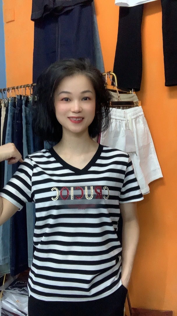 80夏季时尚休闲宽松显瘦透气上衣