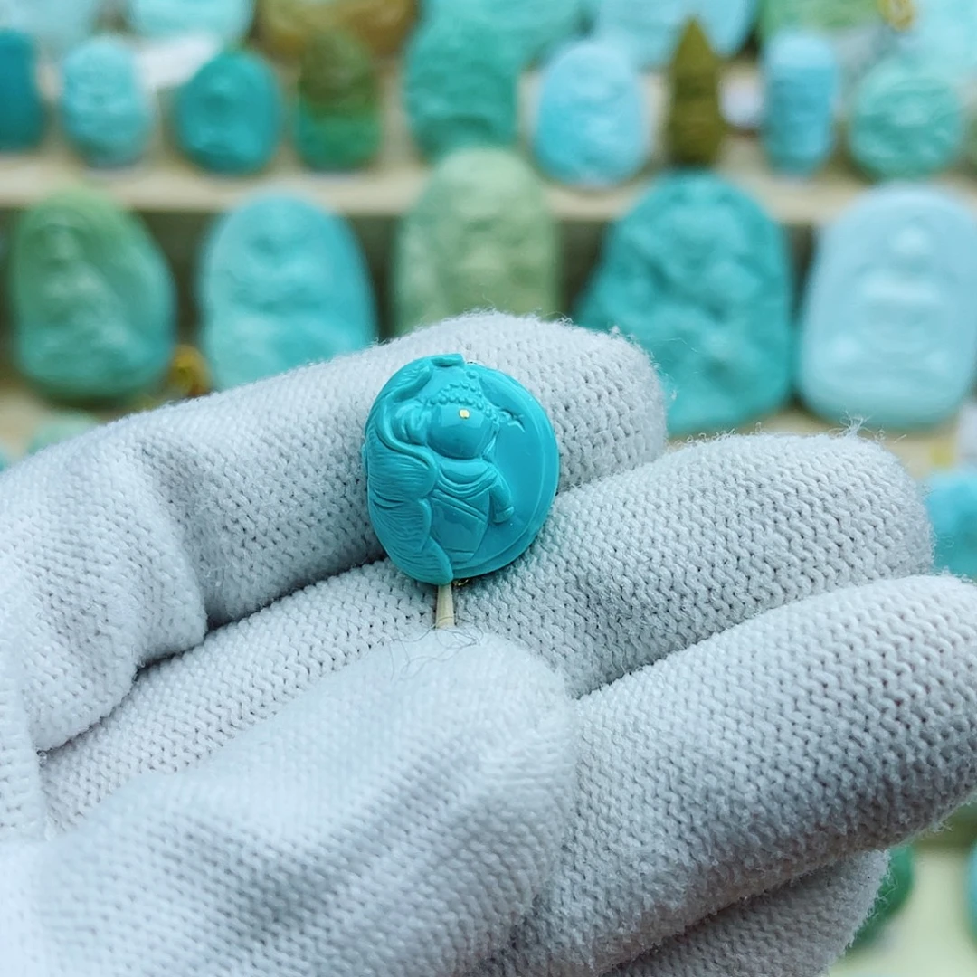 绿松石未镶嵌珠宝奇石