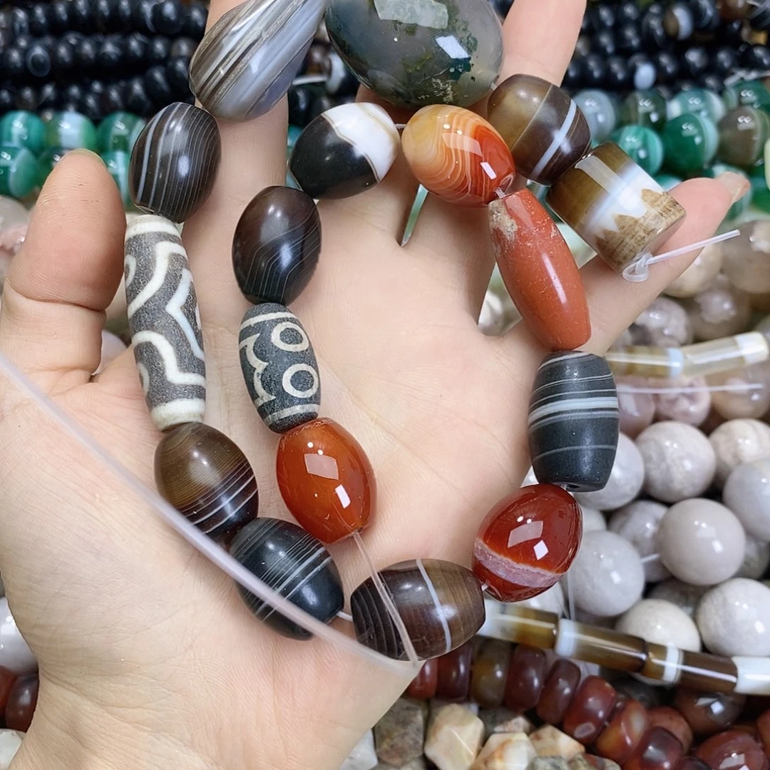 玛瑙/玉髓未镶嵌珠宝半成品玛瑙多宝随形随机一条装散珠