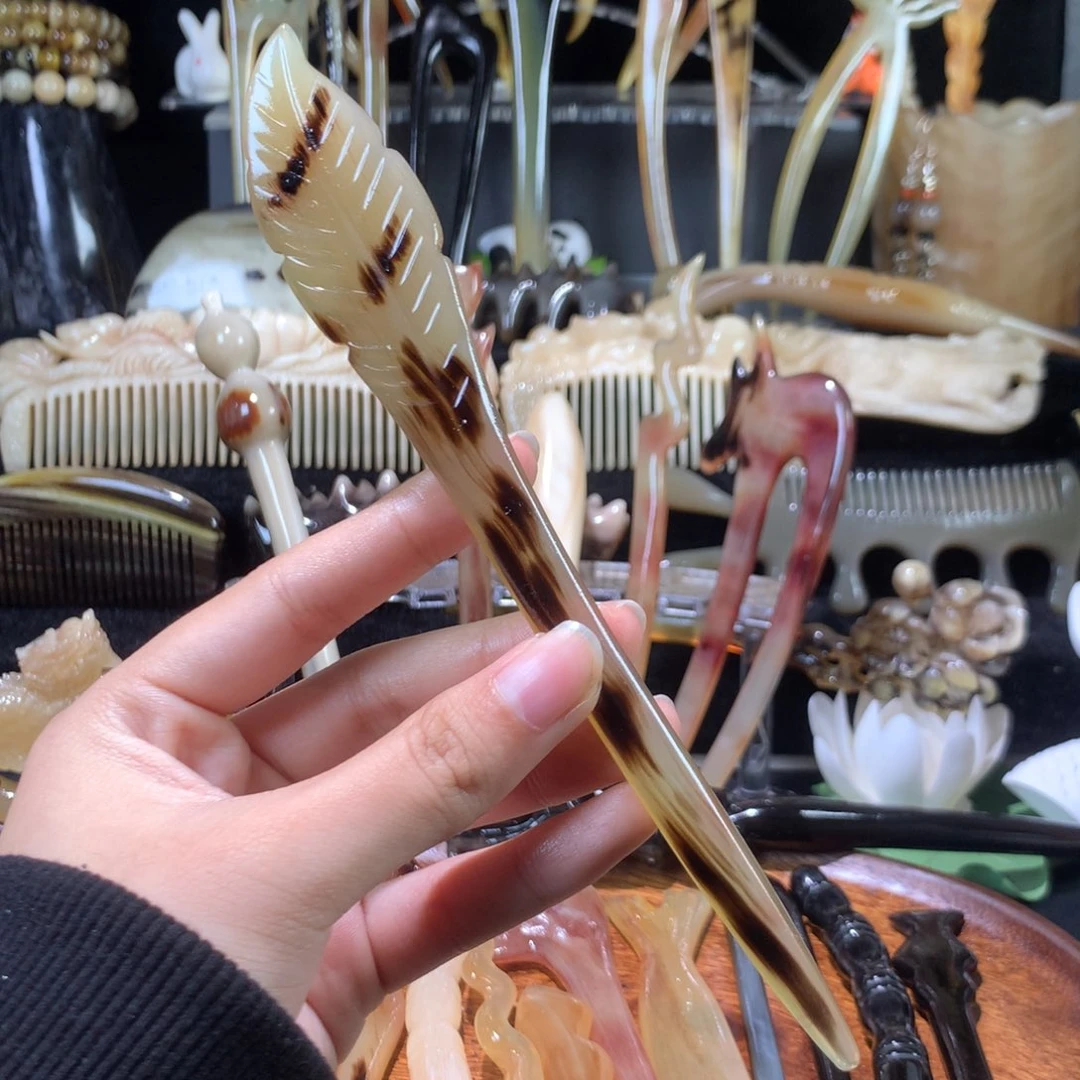 非金属绵羊水墨叶子