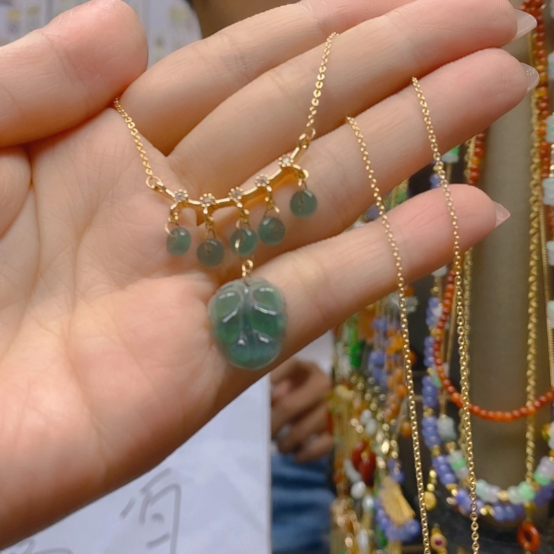 翡翠合金耳饰翡翠