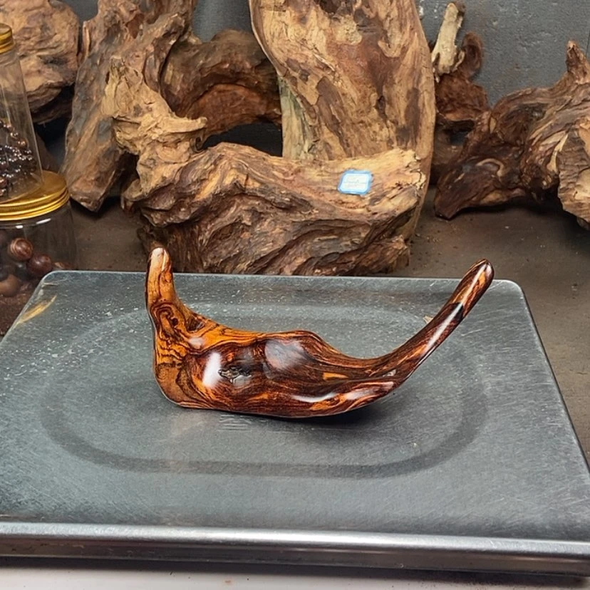 【闪购商品】黄花梨/降香黄檀逆*