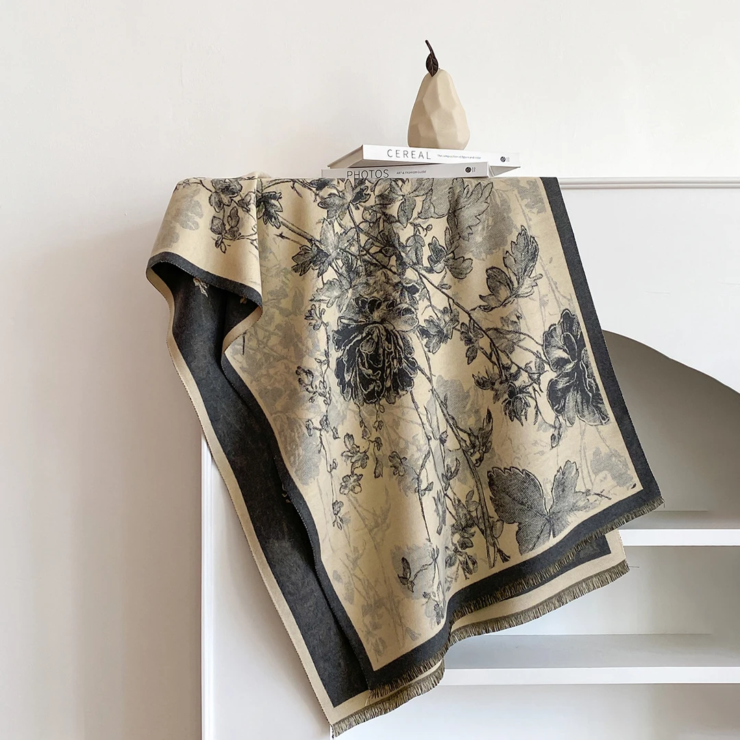 高级感韩系提花双面外搭高级围巾女冬季保暖披肩优雅气质新款2025