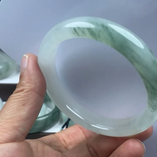 石英质玉（金丝玉）未镶嵌手镯