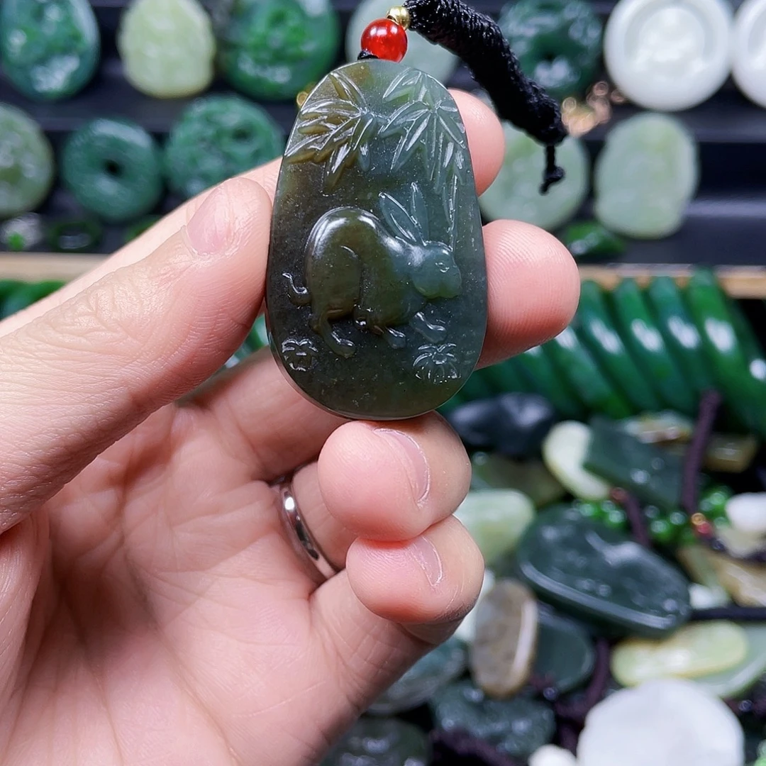 和田玉未镶嵌珠宝奇石