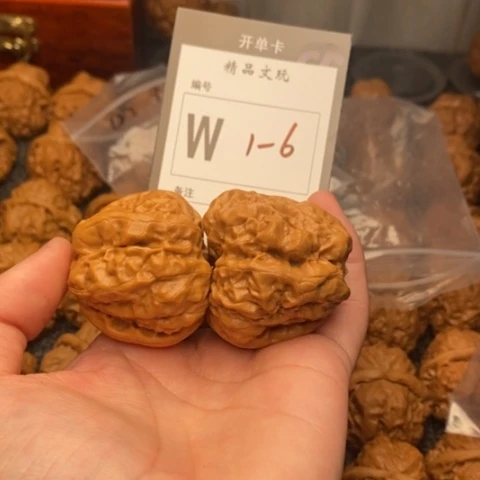 吊坠桃核承*我是第一百42
