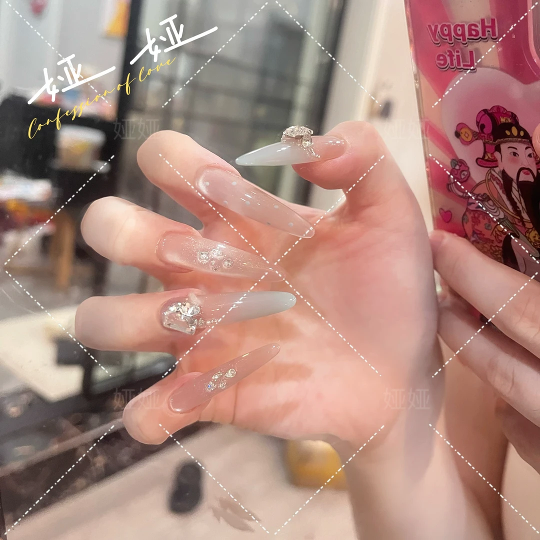 【青茶】高级感渐变猫眼显白爆闪氛围纯手工穿戴甲片精品美甲贴片